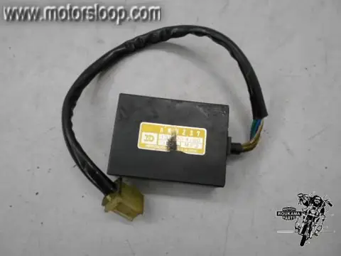 Honda VF500F(PC12) CDI Unit 30400-MF2-881