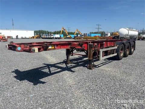 Dennison Tri/A Container Trailer (bj 2001)