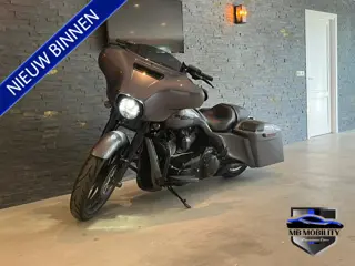 Harley-Davidson 103 FLHX Street Glide Bj: 2014 (bj 2014)