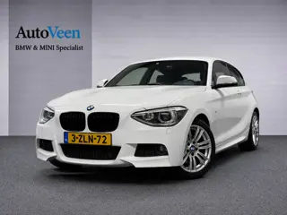 BMW 1-serie 118i Executive (M-SPORT, GROOT NAVI, LED, CRUISE, PARKEERSENSOREN)