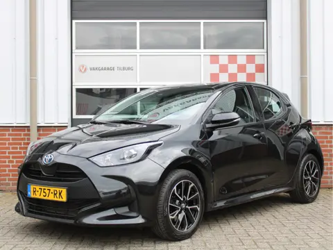 Toyota Yaris 1.5 Hybrid Active Automaat /NAVI/16'LM/Camera/ACC/Climate control/Apple carplay/DAB+/CV