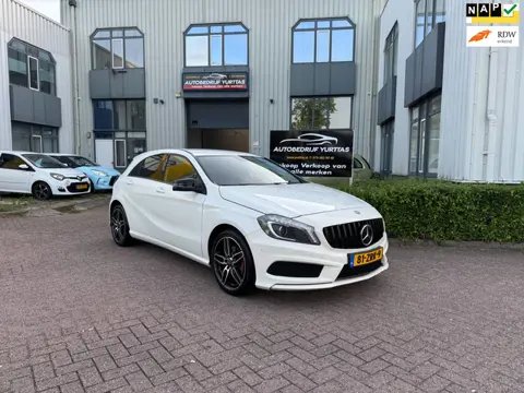Mercedes-Benz A-klasse 180 Ambition AMG PAKKET AUT!!