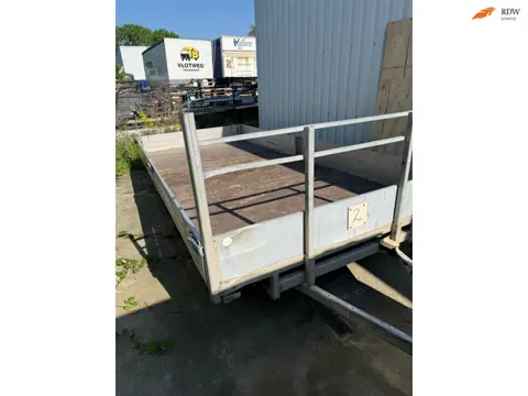Weyer aanhangers PLATEAU 4.60X2.20 *INRUILAANBIEDING* --
