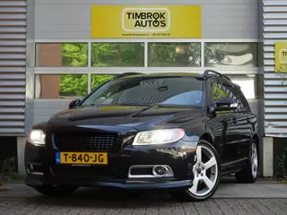 Volvo V70 2.5FT 231pk Aut. R-Design *Xenon/Leer/Spoilerpakket*