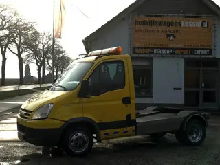 Iveco Daily 35C18 3.0 HPi AC BE-Trekker Minisattel SZM10t N1