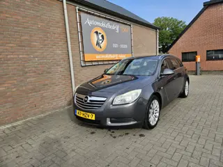 Opel Insignia Sports Tourer 1.8 Edition (koppeling trilt)