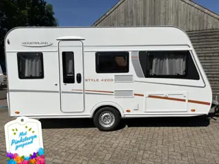 LMC Style 420 D VASTBED TREINZIT VOORTENT