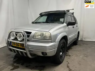 Suzuki Grand Vitara 2.5 V6 - Schade