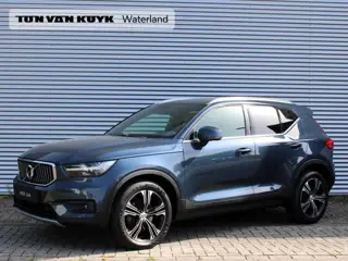 Volvo XC40 2.0 T4 Inscription Automaat / Leder interieur / 360* camera / All seasonbanden / Privacy 