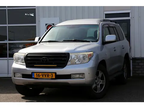 Toyota Land Cruiser V8 4.5 V8 D-4D VX High Roof Window Van*Euro 5!*Perfect Onderh!*8 verstuivers ver