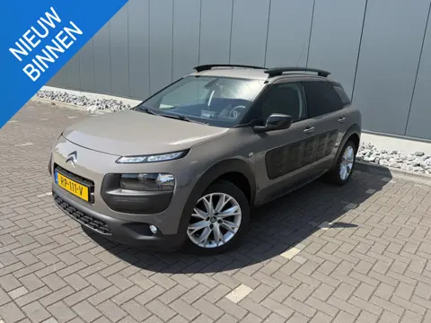 Citroen C4 Cactus 1.2 PureTech Shine | Dealer onderhouden | Camera | Navigatie | Cruise Control en m