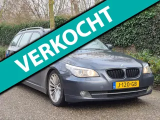 BMW 5-serie Touring 6 cilinders 523i Navigatie Stoelverwarming Rijdt & Schakelt super Navigatie
