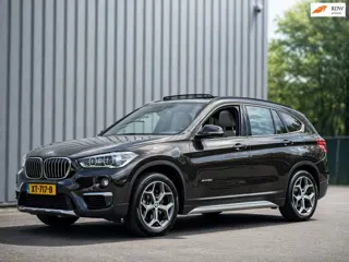 BMW X1 XDrive25i Autom / Pano / HeadUp / Trekh / Goed onderhouden!