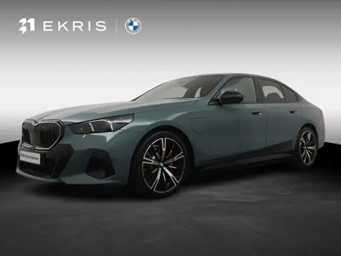 BMW 5-serie 530e M Sport Edition | M-Sport Pro | Head-Up | 360 camera | Trekhaak | Comfort Access | 