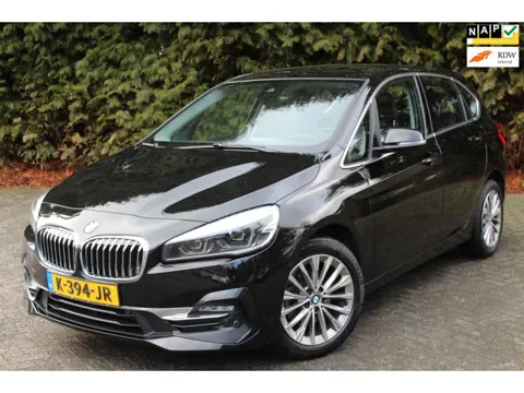 BMW 2-serie Active Tourer 218i Executive Edition 136PK | Parkeercamera | HUD | Lederen bekleding | C