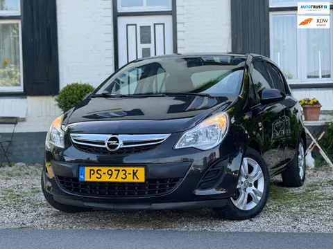 Opel Corsa 1.4-16V Design Edition|Stoel-Stuurverwarming|Airco|Cruise|5DRS|Nette auto!