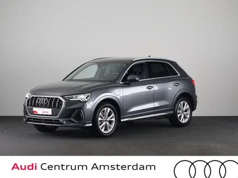 Audi Q3 45 TFSI e S edition 245pk | Navigatie | Keyless entry | Parkeercamera |  S-line interieur | 