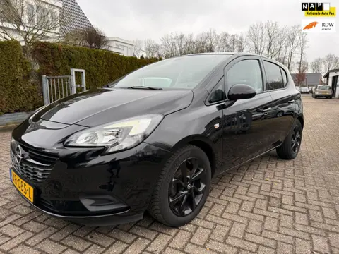 Opel Corsa 1.4 5-DRS Black Edition AIRCO CRUISE NAVI APPLE/ANDROID NAP