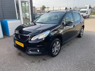Peugeot 2008 1.2 PureTech Blue Lion