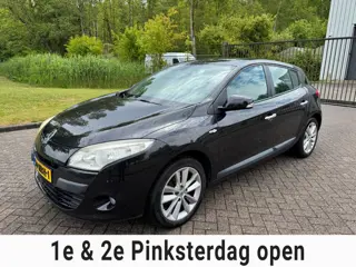 Renault Mégane 1.6 Celsium/NAVI/CRUISE/CLIMA/PARKEERSENSOR VOOR EN ACHTER