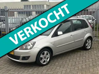 Ford Fiesta 1.3-8V Futura XL 69PK 5 DEURS! NL AUTO NAP! AIRCO ECC l Elek pakekt l LMV l PDC! DEALER 