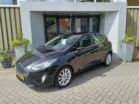Ford Fiesta 1.0 EcoBoost Titanium | Airco | Cruise controle | Trekhaak | LM velgen |
