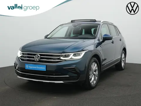 Volkswagen Tiguan 1.4 TSI eHybrid 245 pk Elegance | Panoramadak | IQ Light | Achteruitrijcamera | Ad