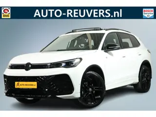 Volkswagen Tiguan 1.5 eHybrid R-Line Edition Panorama / Opendak / IQ drive / HUD / CarPlay