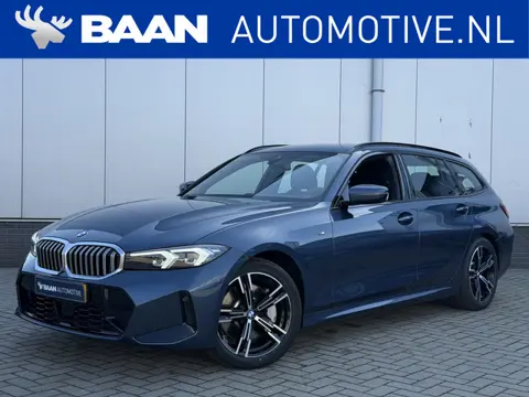 BMW 3 Serie Touring 330i xDrive | M-Sport | Adaptive