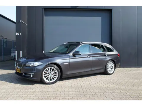 BMW 5-serie Touring 525d High Executive Pano, NAP, Volleder, Volle Auto