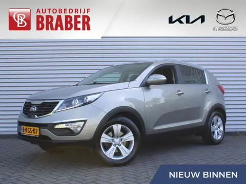 Kia Sportage 2.0 Plus Pack | Trekhaak | 17" LM | Automaat | Navi | Clima | Parkeersensor achter | Cr