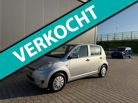 Daihatsu Sirion 2 1.0-12V Premium