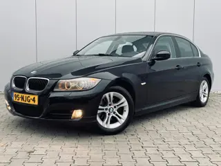 BMW 3-serie 320i Business Line, navi, pdc, cruise, climate