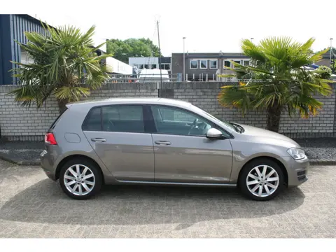 Volkswagen Golf 1.2 TSI airco / trekhaak
