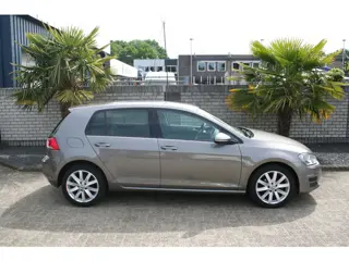 Volkswagen Golf 1.2 TSI airco / trekhaak