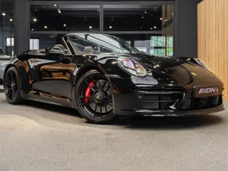 Porsche 911 992 GTS Cabrio GTS Interieur ACC Bose 3.0 Carrera GTS