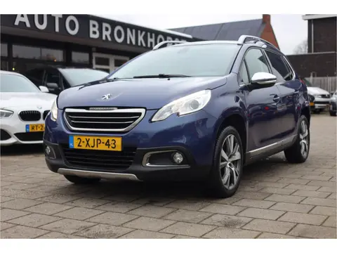 Peugeot 2008 1.6 VTi FELINE | PANO | NAVI | TREKHAAK