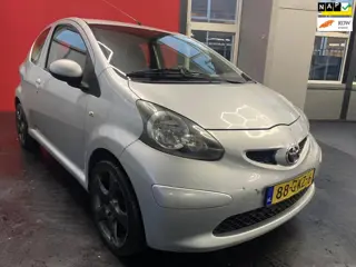 Toyota Aygo 1.0-12V + Elektrische ramen 2008