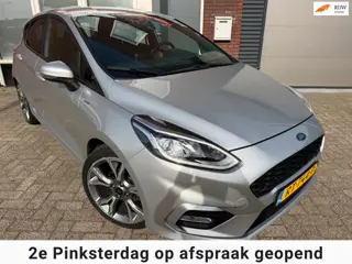 Ford Fiesta 1.0 EcoBoost ST-Line / Navi / PDC / DAB / Stuurverwarming