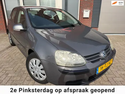 Volkswagen Golf 1.6 FSI / Airco / Navi / 5DRS / NAP