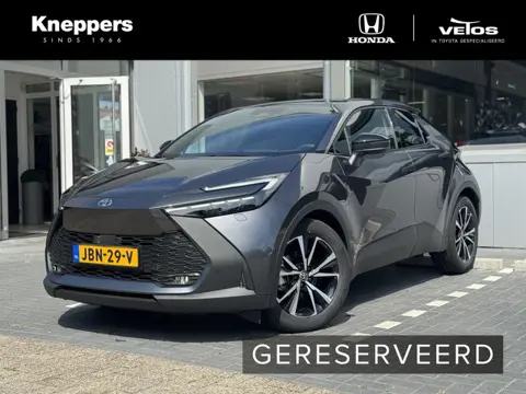 Toyota C-HR 1.8 Hybrid 140 First Edition | GEEN AFLEVERKOSTEN |  Dodehoekdetectie, Navigatie, Parkee