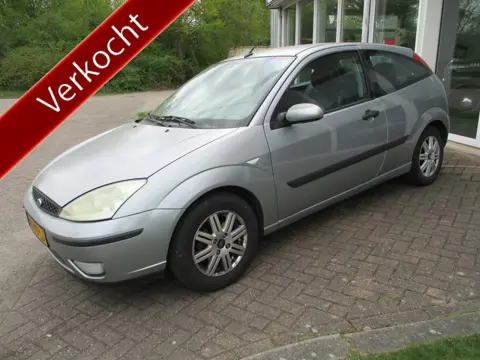 Ford Focus 1.6-16V Futura APK mei 2027! (bj 2004)