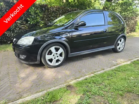 Opel Corsa 1.8-16V GSi (bj 2004)