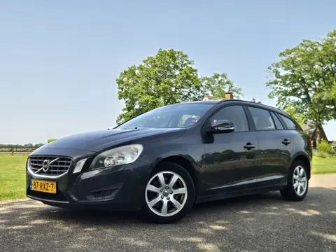 Volvo V60 1.6 T3 Kinetic (bj 2011)