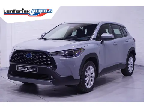 Toyota Corolla Cross 2.0 High Power Hybrid Active Navi Camera Clima Apple Carplay NAP Rijklaar Fabri