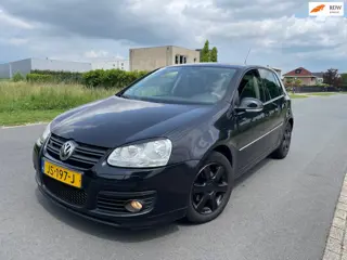 Volkswagen Golf 1.6 FSI Turijn CLIMA/APK 7-2027/NAVI/CRUISE