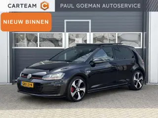 Volkswagen Golf 2.0 TSI GTI | Panoramadak | Xenon | Parkeer sensoren | Stoel verwarming |