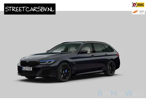 BMW 5-serie Touring 530e BMW garantie t/m 2028!