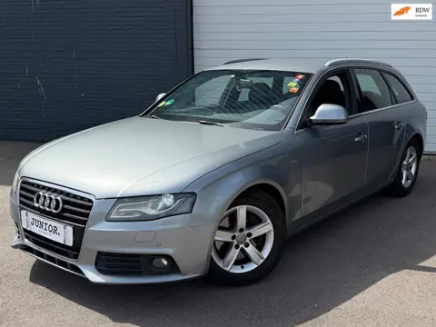 Audi A4 Avant 3.0 TDI quattro S-LINE B&O/VOLO-H/CRUISE/CLIMA/LMV/