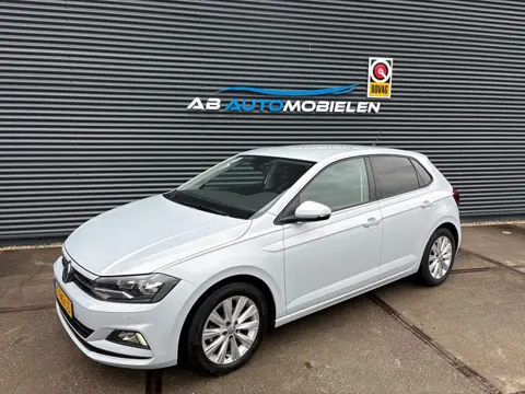 Volkswagen Polo 1.0 TSI Highline AUTOMAAT/ PARKEERSENSOREN/ CARPLAY